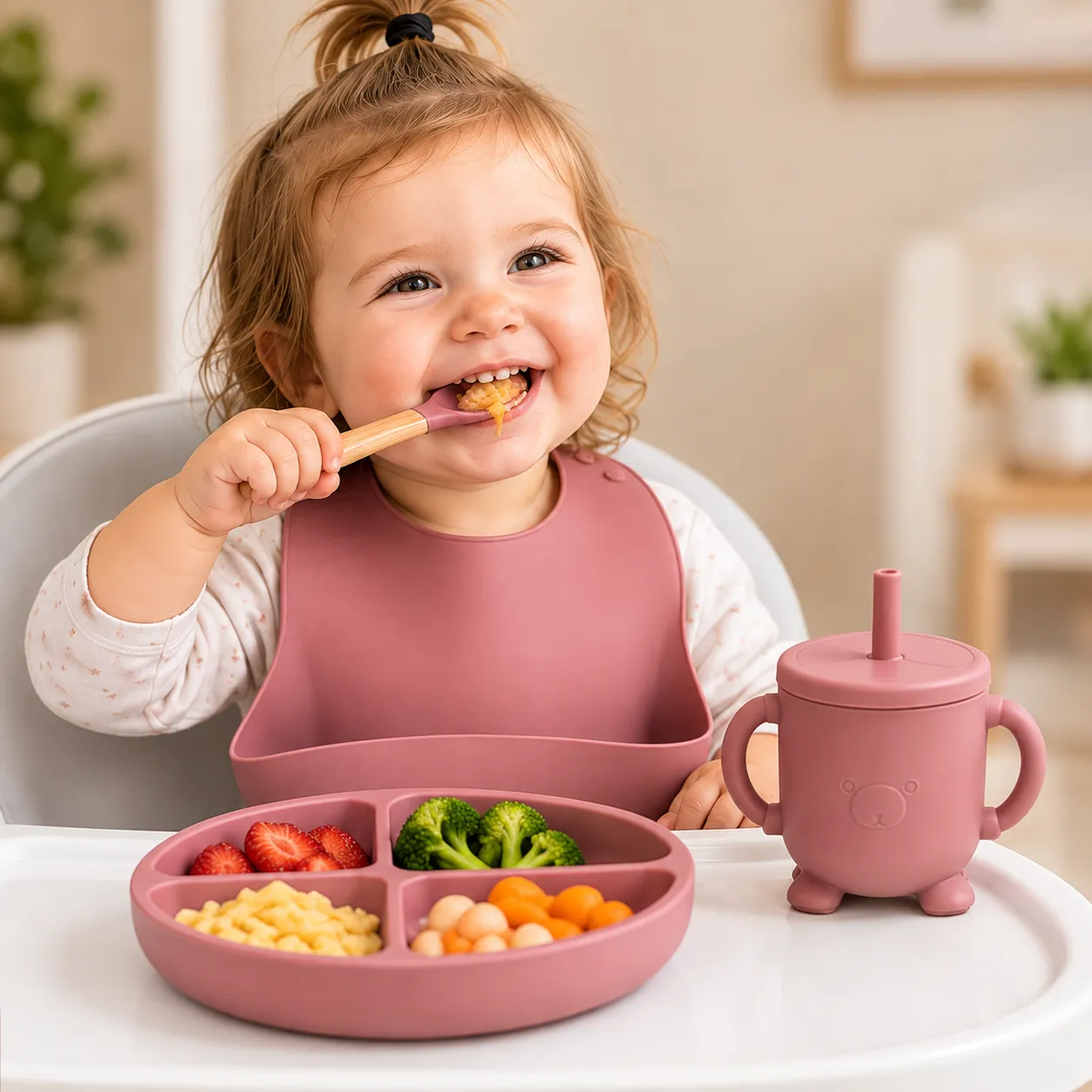 Kit 8 Pçs, Conjunto De Refeição Em Silicone Para Bebê, Prato com Ventosa, 100% Silicone, Babador Com Estampa